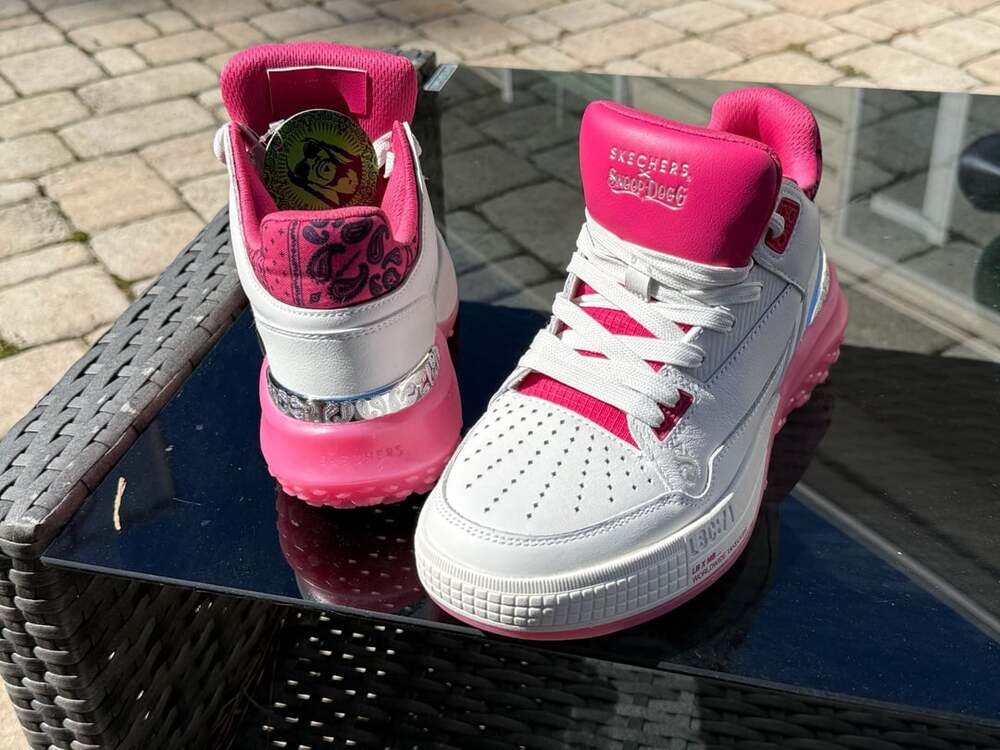 Skechers x Snoop Dogg Grand 92 Size 8 White Pink Sneakers